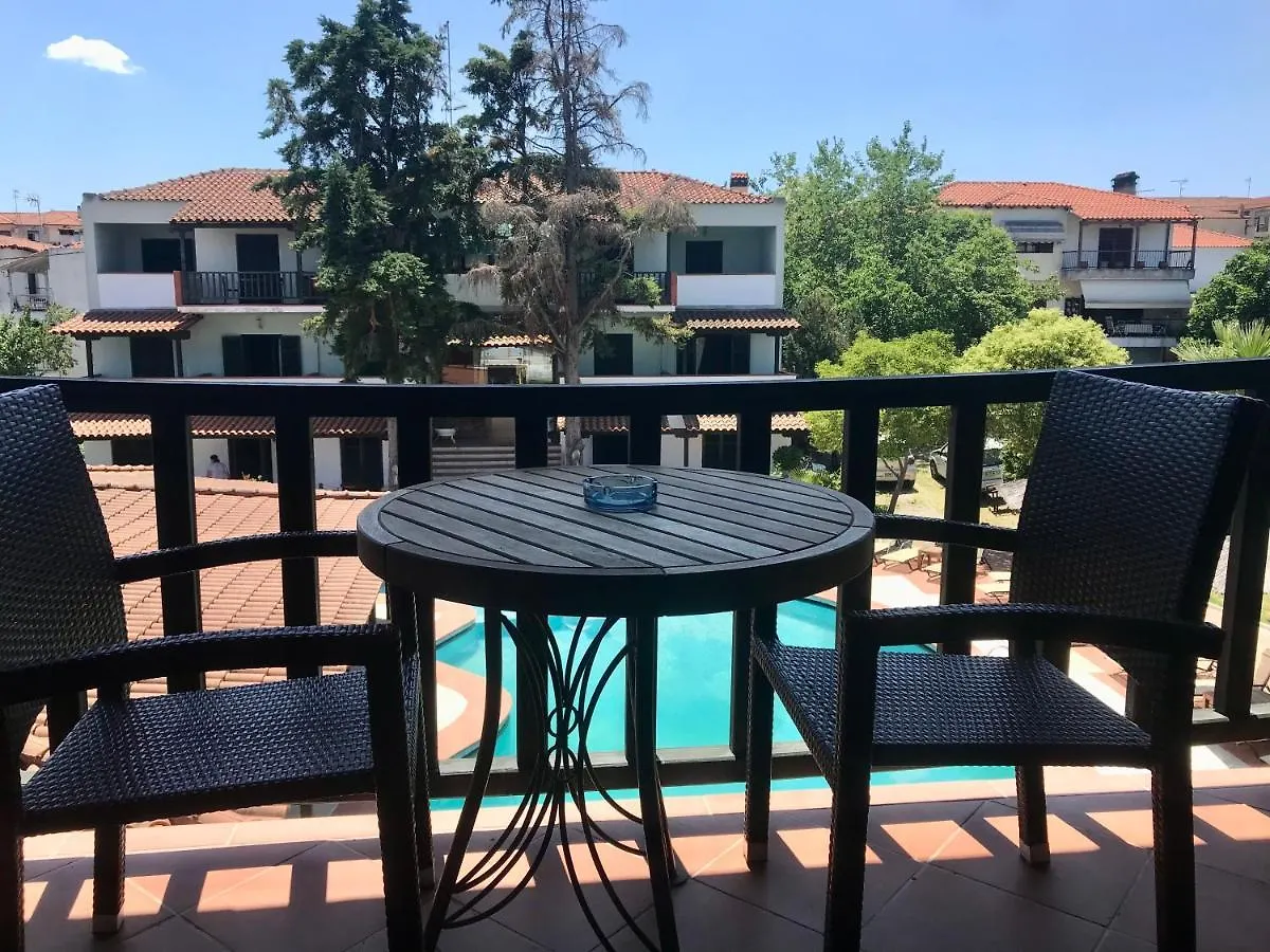 Eden Hotel Afytos 3*,
