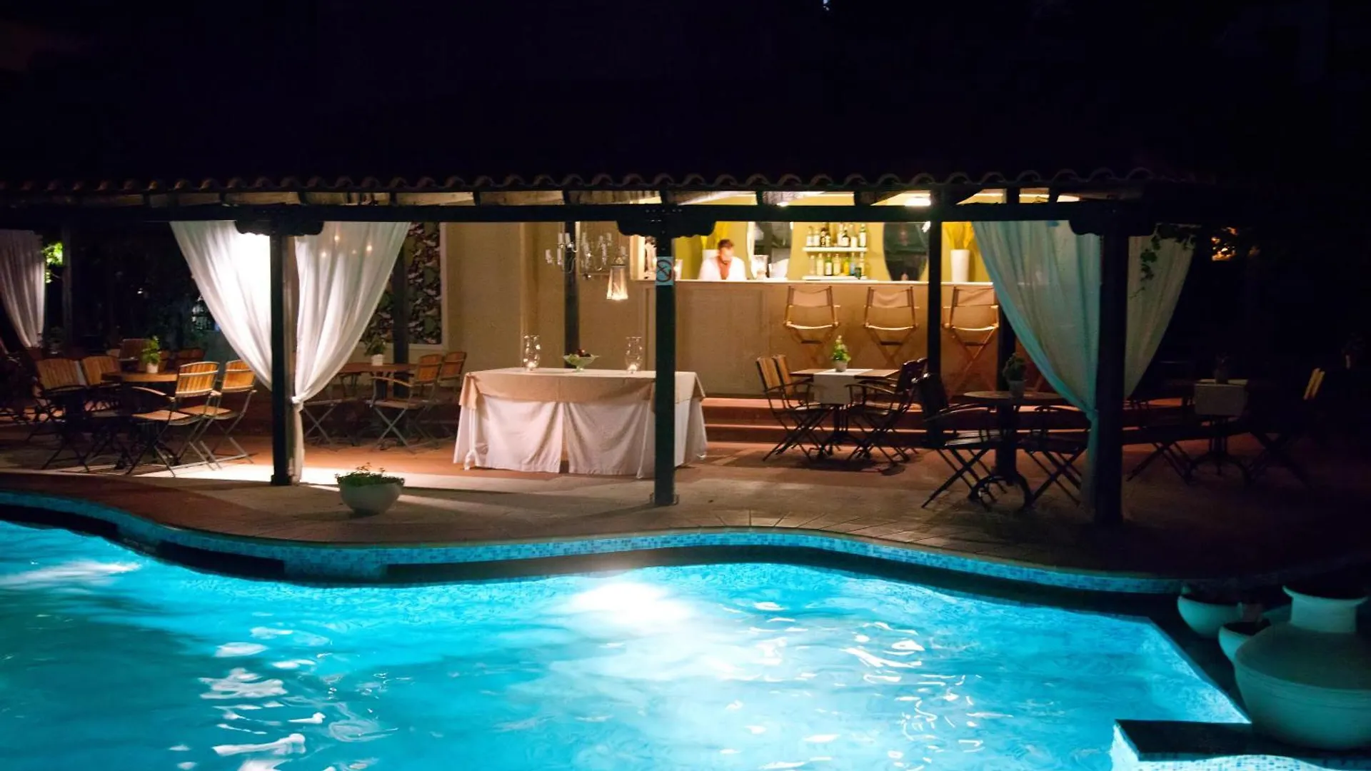 Eden Hotel Afytos Lägenhetshotell