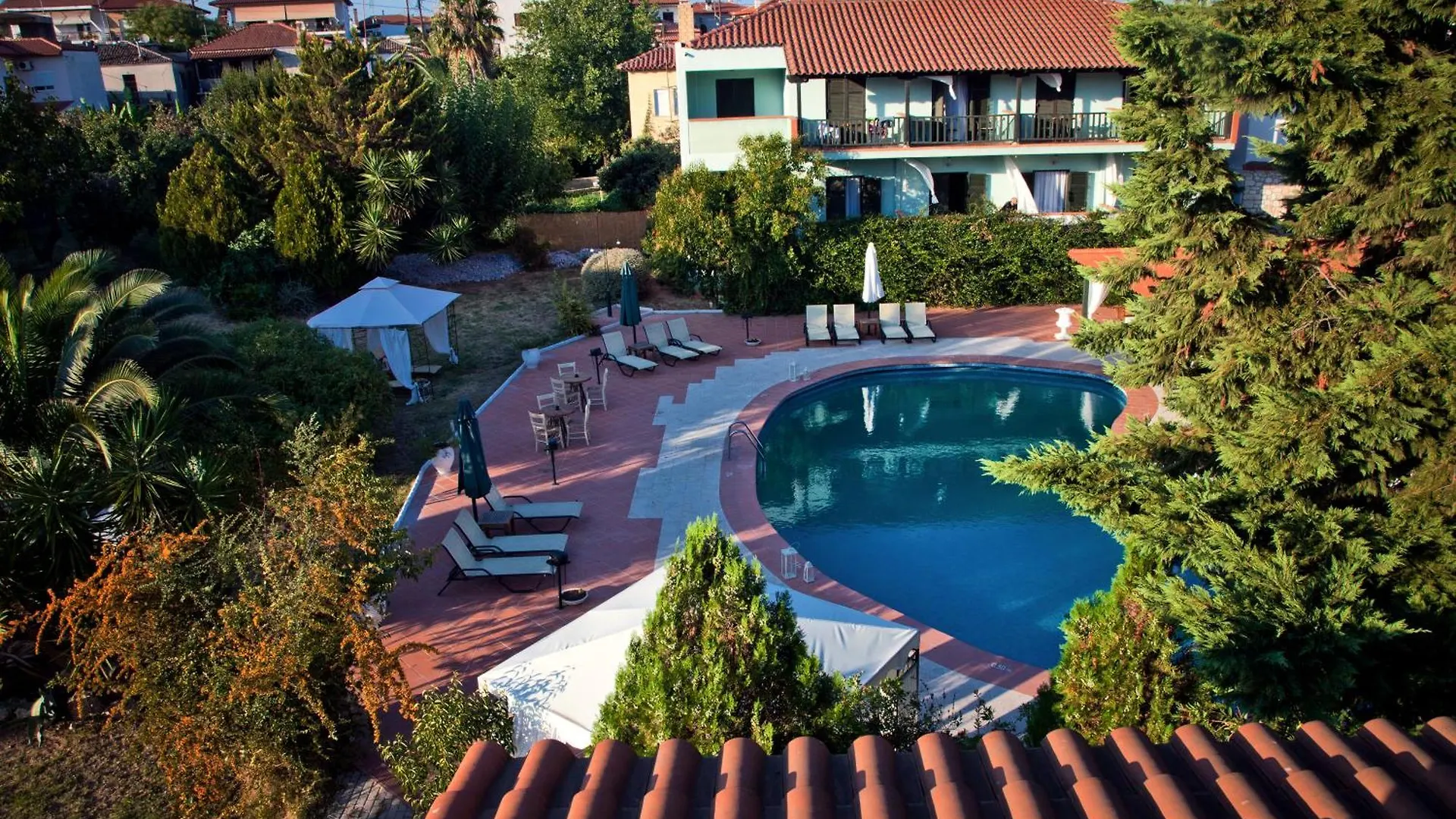 Eden Hotel Afytos 3*,